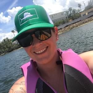 Meet your Posher, Lauren